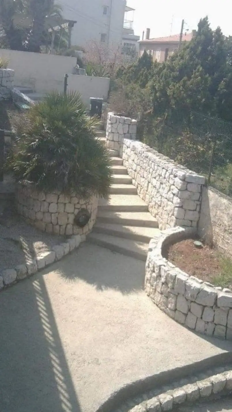 Maison r&eacute;nov&eacute;e &agrave; Antibes